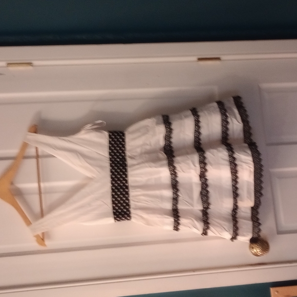 Adorable white fit and flare dress with polka dots - Picture 2 of 2